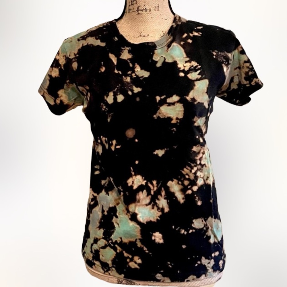 ♣️Hand-Dyed Short Sleeve Tee